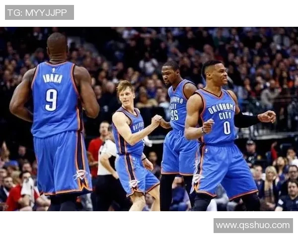 2015赛季NBA勇士与雷霆的激烈对决与精彩瞬间回顾