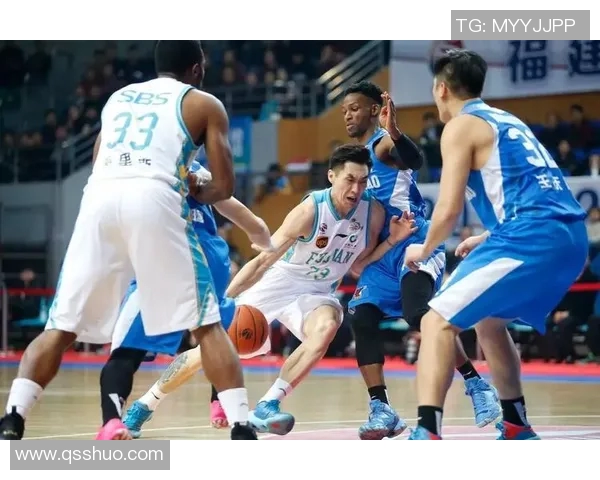 赵泰隆的篮球梦想与奋斗历程：从青涩少年到职业球员的成长之路