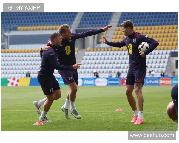 费伦与莫尔德的精彩对决揭示了足球战术的较量与球队实力的巅峰对抗