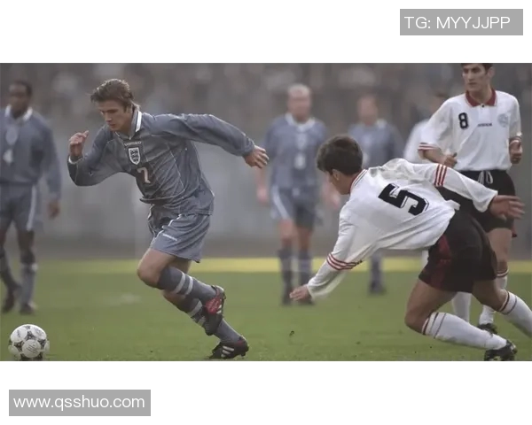 陈伟独家分享足球心得与技巧解析助你提升球技与比赛理解